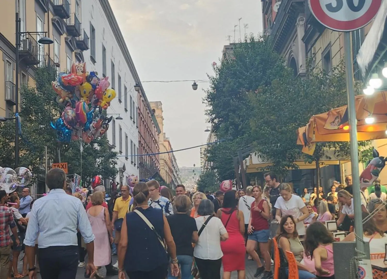La Dimora Di Annalisa Apartamento Nápoles
