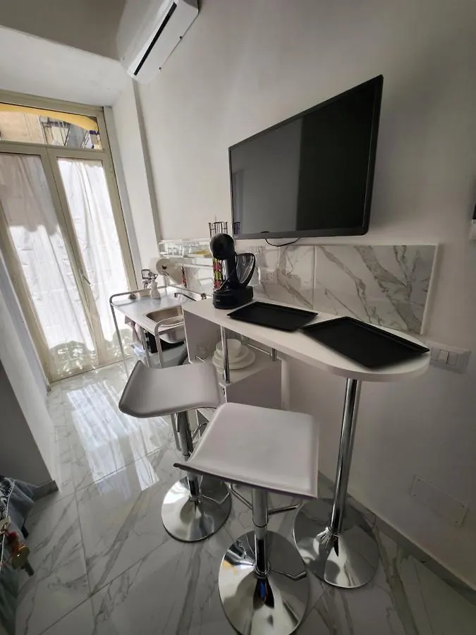 La Dimora Di Annalisa Apartment Naples 0*,  Italy